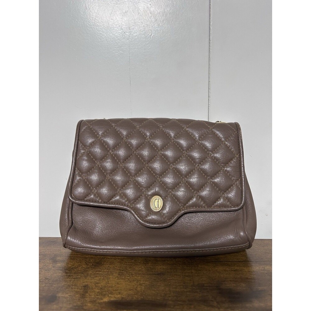 Vintage Ganson Beige Quilted Crossbody Bag with Silver Chain Leather City Classy